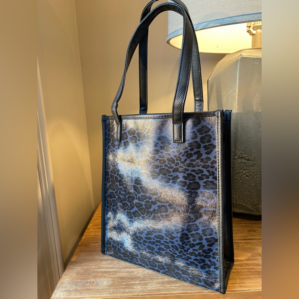 Limited Edition Neiman Marcus x Stephanie Johnson Tote Bag. Leopard Print